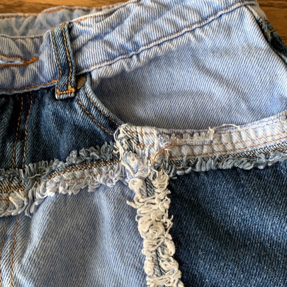 Ragged Patchwork Raw Edge Denim Jeans - Picture 6 of 10